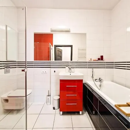 Lesna 16 Apartment *